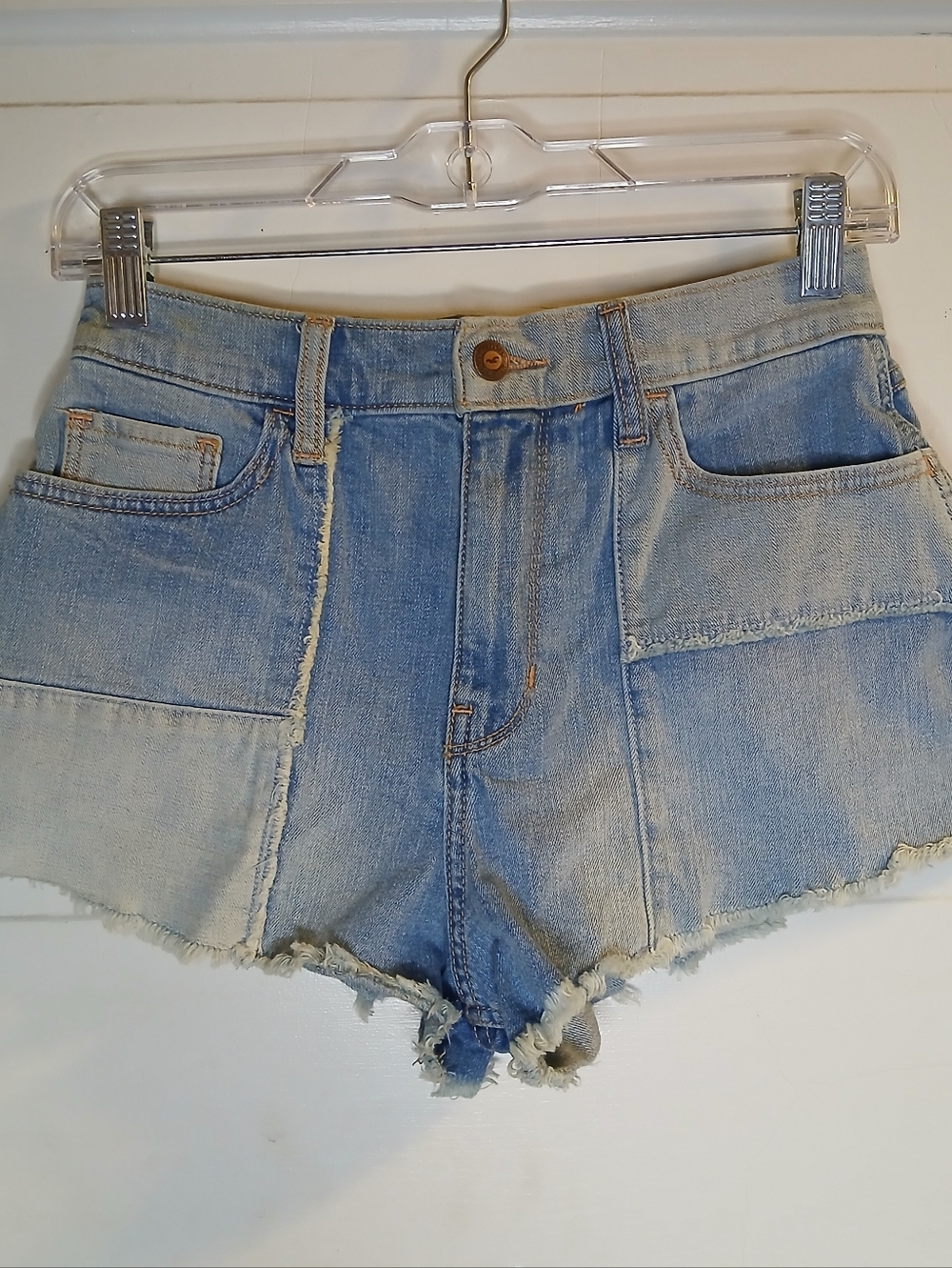 Hollister Vintage High Rise Denim Shorts Patchwork Raw Hem Size 1 W25 Y2K